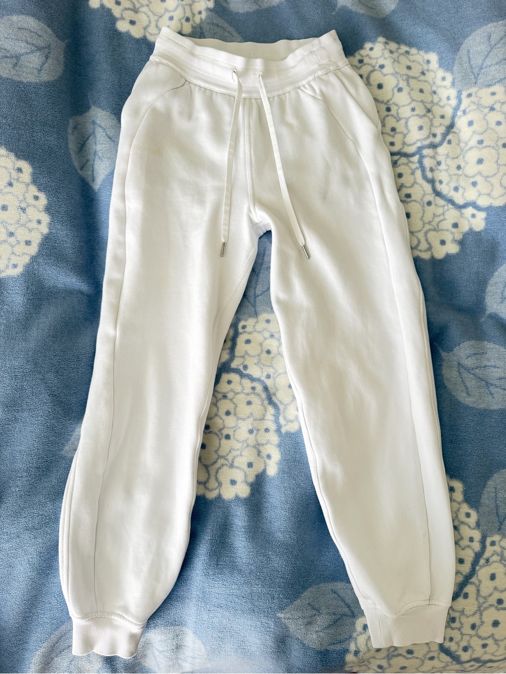 Lululemon Scuba Relaxed Jogger